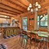 Отель Cabin w/ Hot Tub + Deck, 3 Mi to Pigeon Forge, фото 8