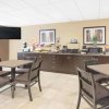 Отель Microtel Inn & Suites by Wyndham Waynesburg, фото 11