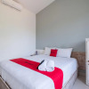 Отель RedDoorz @ Pecatu Ungasan, фото 7