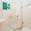 Отель Renoula Walk to Beach Sea Views A C Wifi Car Not Required - 243, фото 9