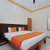 Отель OYO 10549 Hotel Le Comforts, фото 21