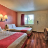 Отель Motel 6 Sacramento, CA - South Sacramento & Elk Grove, фото 2