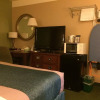 Отель East Hills INN and SUITES, фото 1