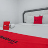 Отель Reddoorz Near Stasiun Kota Sukabumi, фото 2