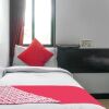 Отель Oyo 40687 Silver Star Executive, фото 22