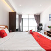Отель RedDoorz Plus near Hoang Van Thu Park 2, фото 4