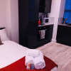 Отель Crown Street House Serviced Apartments by Saffatel, фото 4
