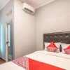 Отель OYO 842 Arafuru Residence Near Rs Duren Sawit, фото 4