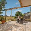 Отель Pilots Rest - Pauanui Airfield Holiday Home, фото 14