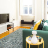 Отель Liiiving in Porto - Bolhão Market Apartment II, фото 30