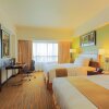 Отель Holiday Inn & Suites Makati, an IHG Hotel, фото 4