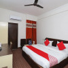 Отель Mid Town By OYO Rooms, фото 26