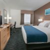 Отель Holiday Inn Express San Antonio Rivercenter Area, an IHG Hotel, фото 33