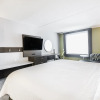 Отель Holiday Inn Express & Suites Toronto Airport South, an IHG Hotel, фото 24
