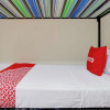 Отель OYO 92617 Omahku Homestay Hostel, фото 5