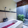 Отель PB - Villa 3 - 3BR · 3-BR Private Pool Villa Walk to Seminyak Beach, фото 8
