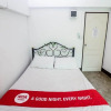 Отель NIDA Rooms Srichandon 12 Night Villa, фото 3