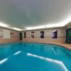 Отель Country Inn & Suites by Radisson, Michigan City, IN, фото 17