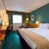 Отель Holiday Inn London Heathrow - Bath Road, an IHG Hotel, фото 7