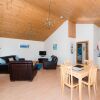 Отель Douglas Fir Lodge With Hot Tub Near Cupar, Fife, фото 5