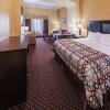 Отель La Quinta Inn & Suites by Wyndham Alvin, фото 12