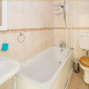 Отель Welcoming 3BR Flat With Parking in Gillingham, фото 7