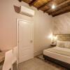 Отель Colosseo Accomodation Room Guest House, фото 2