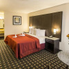 Отель Quality Inn & Suites, фото 2