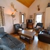 Отель Le Hibou is a Very Spacious Holiday Home for 6 Adults and 2 Children, фото 2