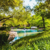Отель De Luz by Avantstay 5 Acre Estate w/ Lake, Pool & Hot Tub, фото 18