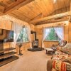 Отель Cabin w/ Fire Pit: Minutes to Vineyards & Hiking! в Доррингтон