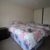 Отель Tongwynlais Cottage by Cardiff Holiday Homes в Кардиффе