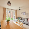 Отель Warwick Serviced Home for 8 walking distance to University, фото 9
