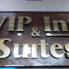 Отель VIP Inn and Suites, фото 1