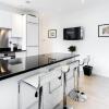 Отель Central London Home by Oxford Street, 6 Guests, фото 5