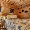 Отель Mystic Mountain - Great Location! Close To All The Action! 2 Bedroom Cabin by RedAwning, фото 9