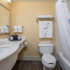 Отель Hampton Inn & Suites Vacaville-Napa Valley, фото 24