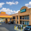 Отель Quality Inn & Suites near Robins Air Force Base, фото 1