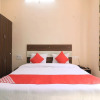 Отель OYO Flagship 29364 Deepak Hotel And Restaurant, фото 6