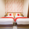 Отель RedDoorz Near Ambon Plaza, фото 17