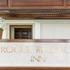 Отель Rogue Regency Inn and Suites в Медфорде