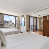 Отель Spacious and Comfortable Ocean View Waikiki Banyan Condo - FREE Parking! by Koko Resort Vacation Ren, фото 4