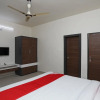 Отель OYO 23251 Prime Residency, фото 16