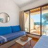 Отель Nice flat at 8 min walk from the beach in La Croix-Valmer - Welkeys, фото 1