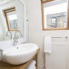 Отель Quirky 2BR Mews House in Popular Earls Court, фото 17