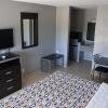 Отель Woodfield Inn & Suites, фото 12