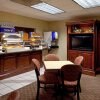 Отель Holiday Inn Express Hotel & Suites Lexington-Hwy 378, фото 8