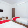 Отель OYO 18718 Pavitra Delux, фото 9