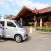Отель Bali Palms Resort в Карангасеме