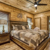 Отель Ern866 - Ole Smoky 3 Bedroom Cabin by RedAwning, фото 15